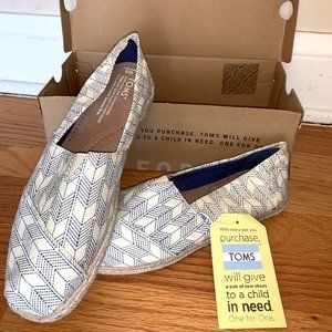 Pattern Toms
